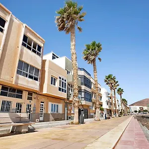  Apartment Ocean Side