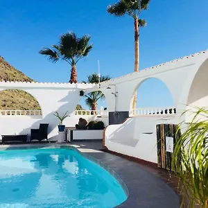 la-casa-blanca-maspalomas.in-canary-islands.com/